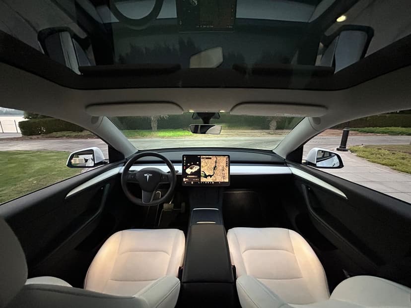 Rent TESLA MODEL Y 2022 MODEL in UAE