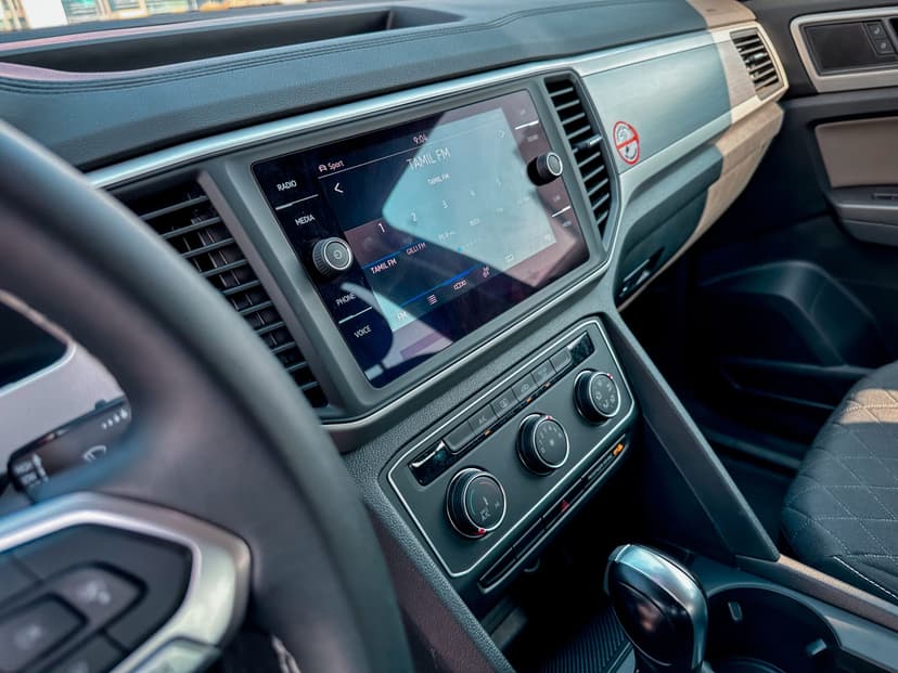 Rent VOLKSWAGEN TERAMONT 2022 in UAE