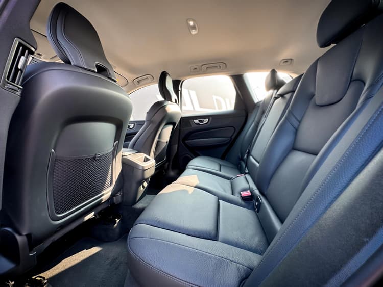 Rent VOLVO XC-60 2023 in UAE