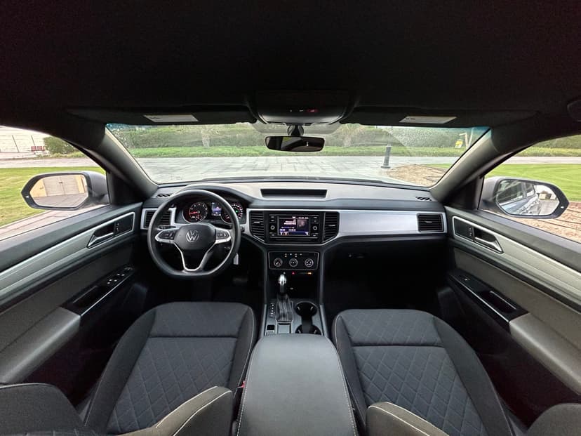 Rent Volkswagen atlas 2021 in UAE